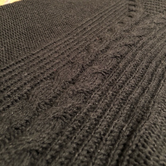 🌼PRICE DROP🌼 maternity short sleeved sweater - Picture 2 of 5